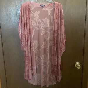 Torrid Dusty Rose Kimono